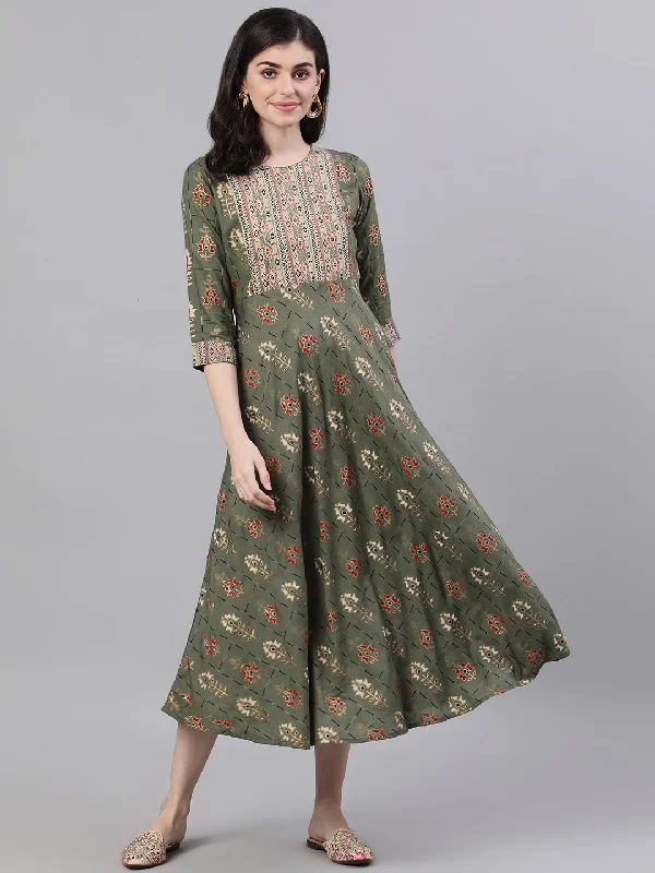 Women's Green Geometric Printed Round Neck Cotton Maxi Dress - Nayo Clothing