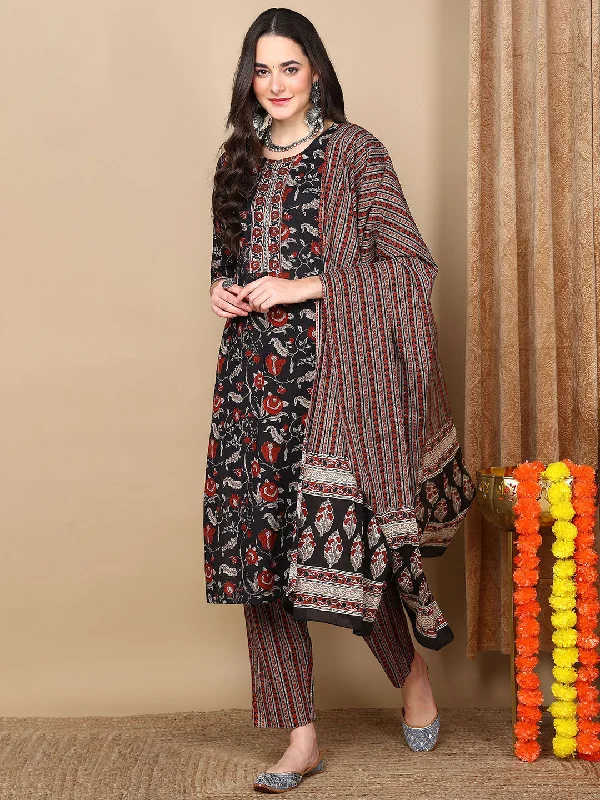 Women Black Rayon Blend Floral Printed Straight Kurta Trousers With Dupatta